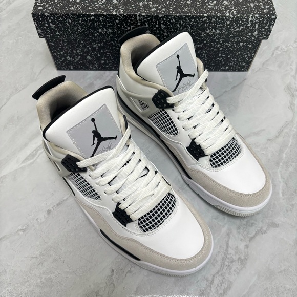 Brand New Retro 4 Military Black -Men’s Sneakers Trainers-White/Light Grey/Black - Picture 3 of 6